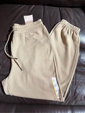 Original Use Kids Beige/Tan Fleece Jogger Pants